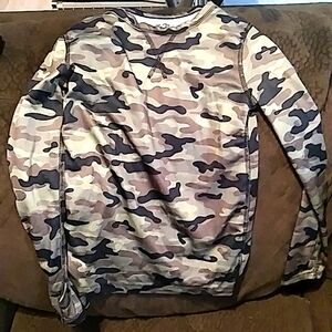 Polyester camo long sleeve